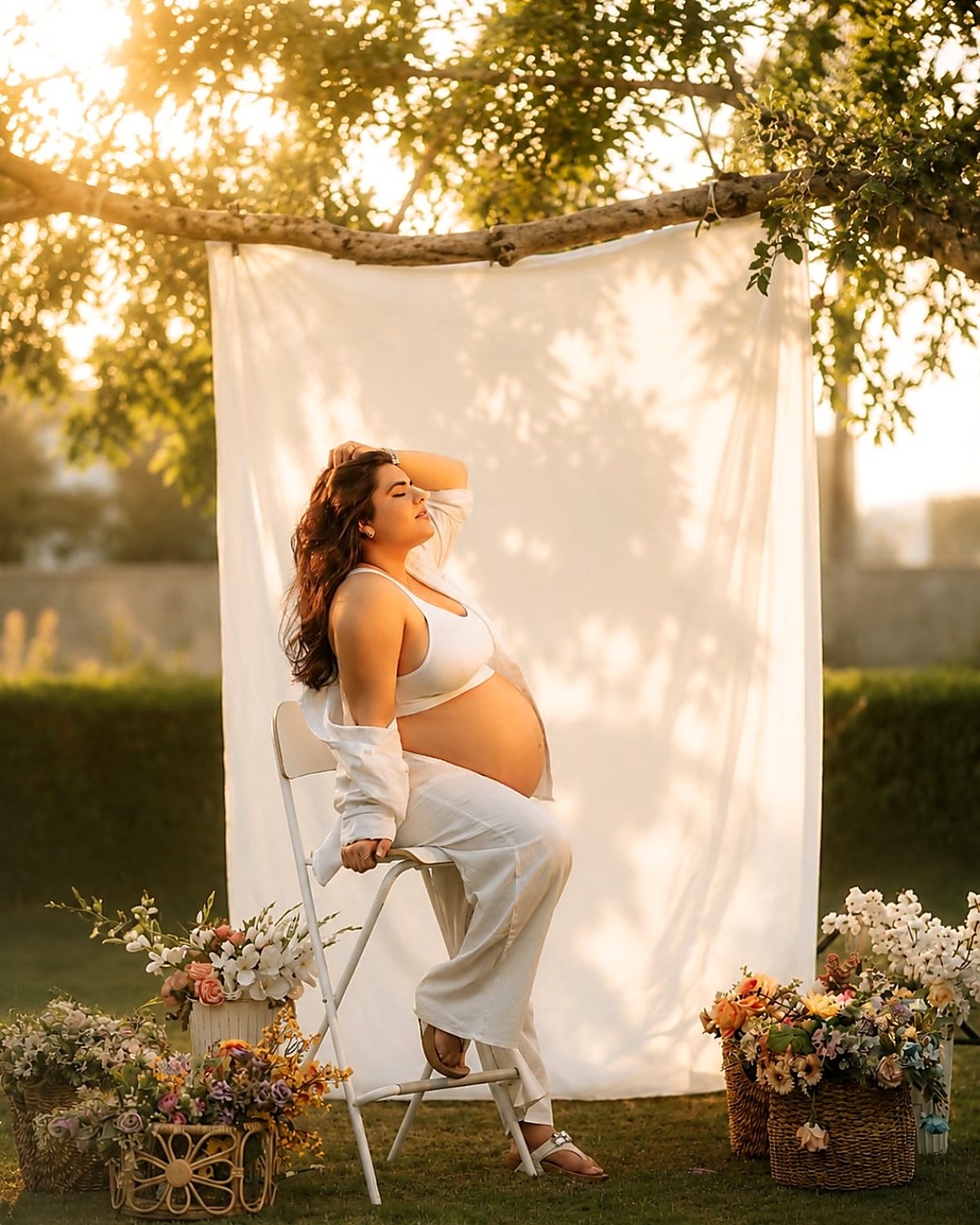 Outdoor maternity photoshoot, Surat