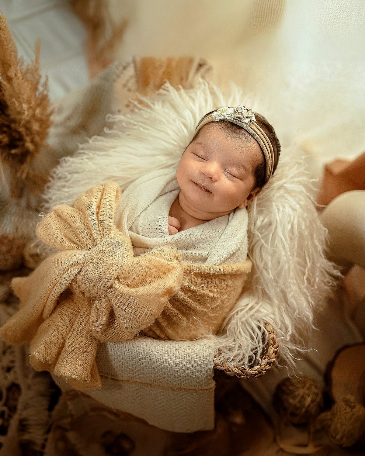 Newborn baby photography, Surat studio
